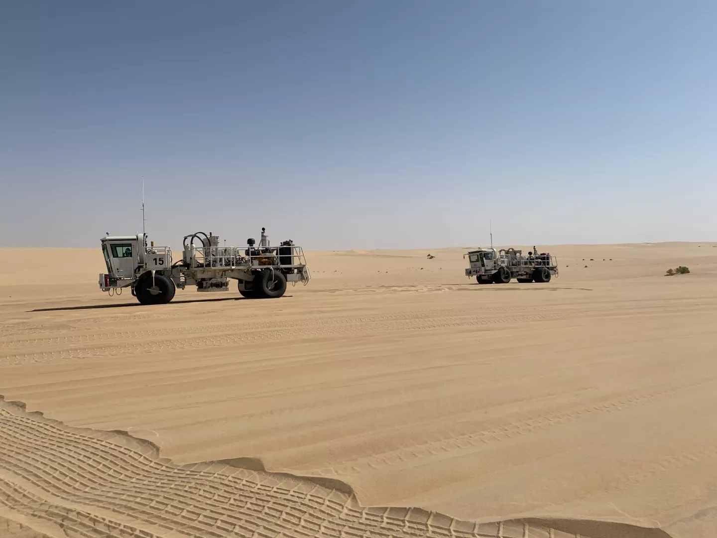 Nomad dry land sand 