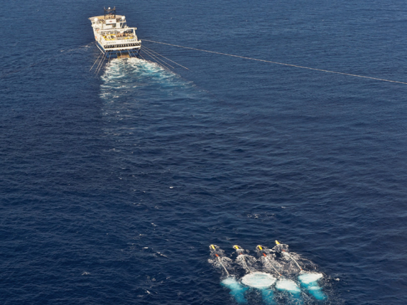 offshore boat seismic acquisition survey underwater system sercel